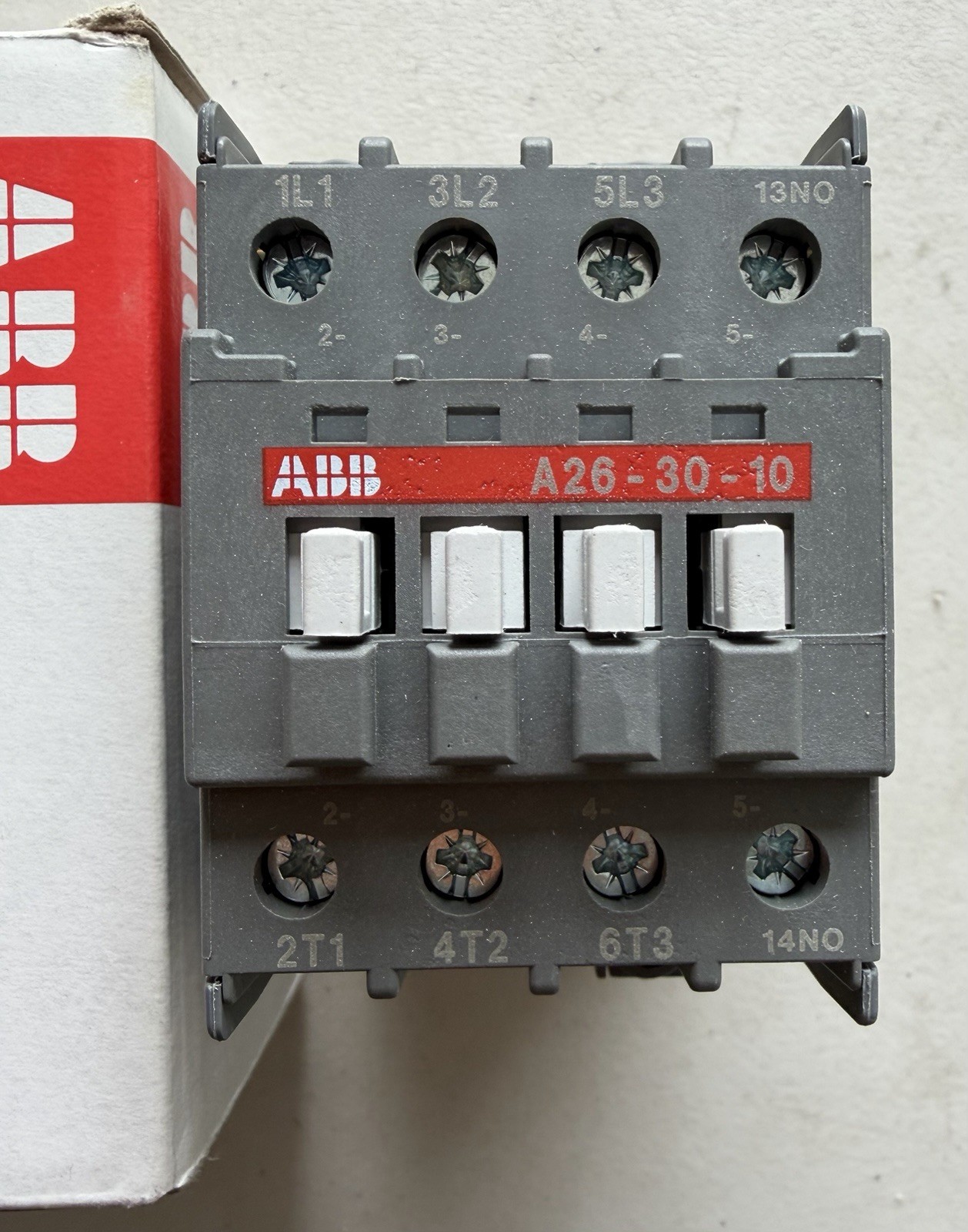 ABB A26-30-10 110V-120V 50-60Hz Contactor 1SBL241001R8410