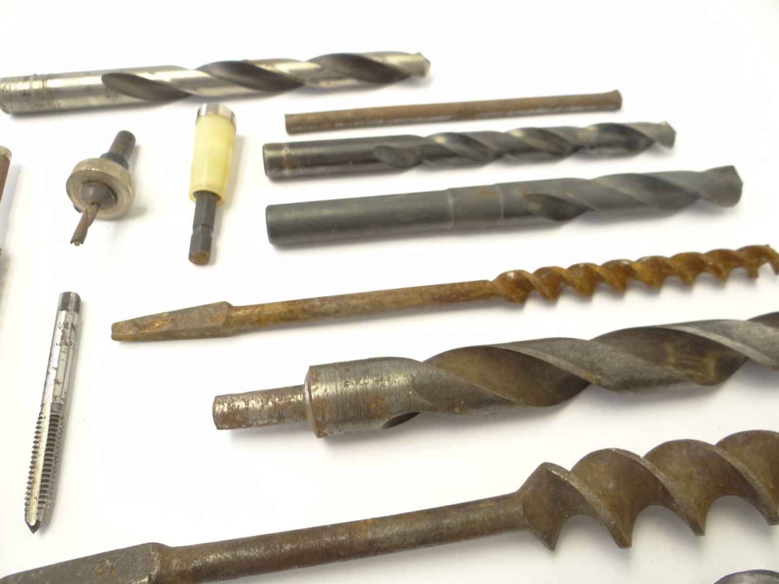 Mixed Lot of Steel & Iron Auger Drill Bits Hand Tool Parts USA Red Devil Stanley