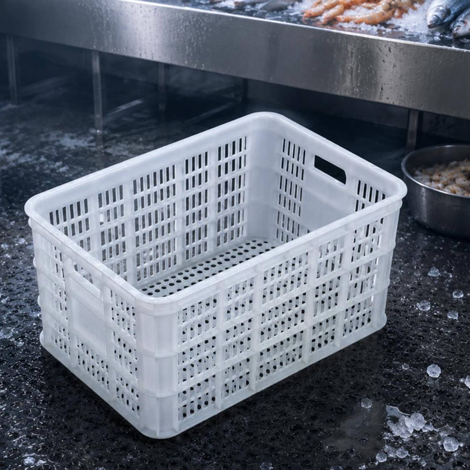 Ventilated Plastic Container Lightweight for Warehouse, Business Owners
