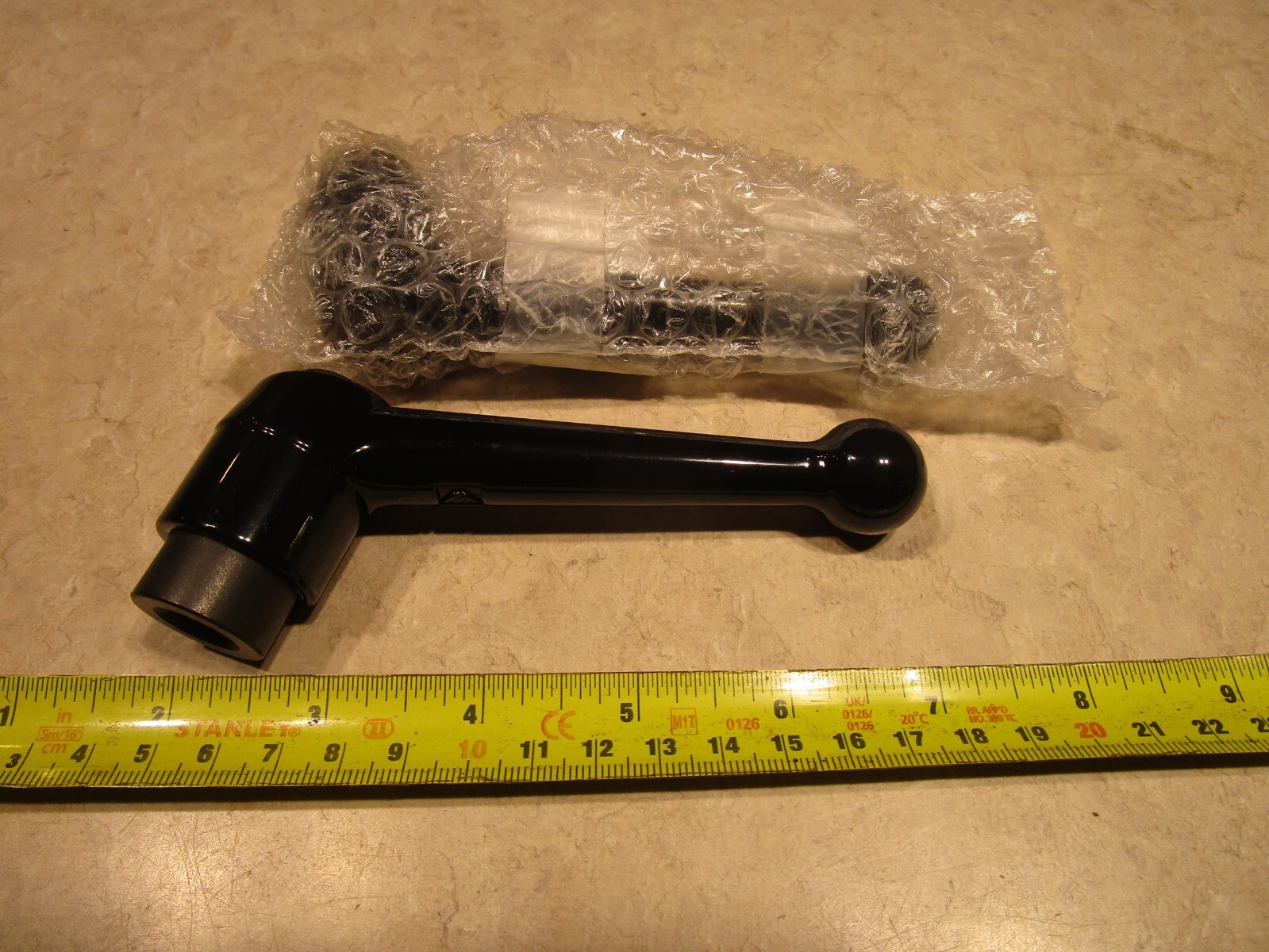 GVA HANDLE MA-28061, ADJUSTABLE HANDLE 1/2-13 THREAD, Q0104