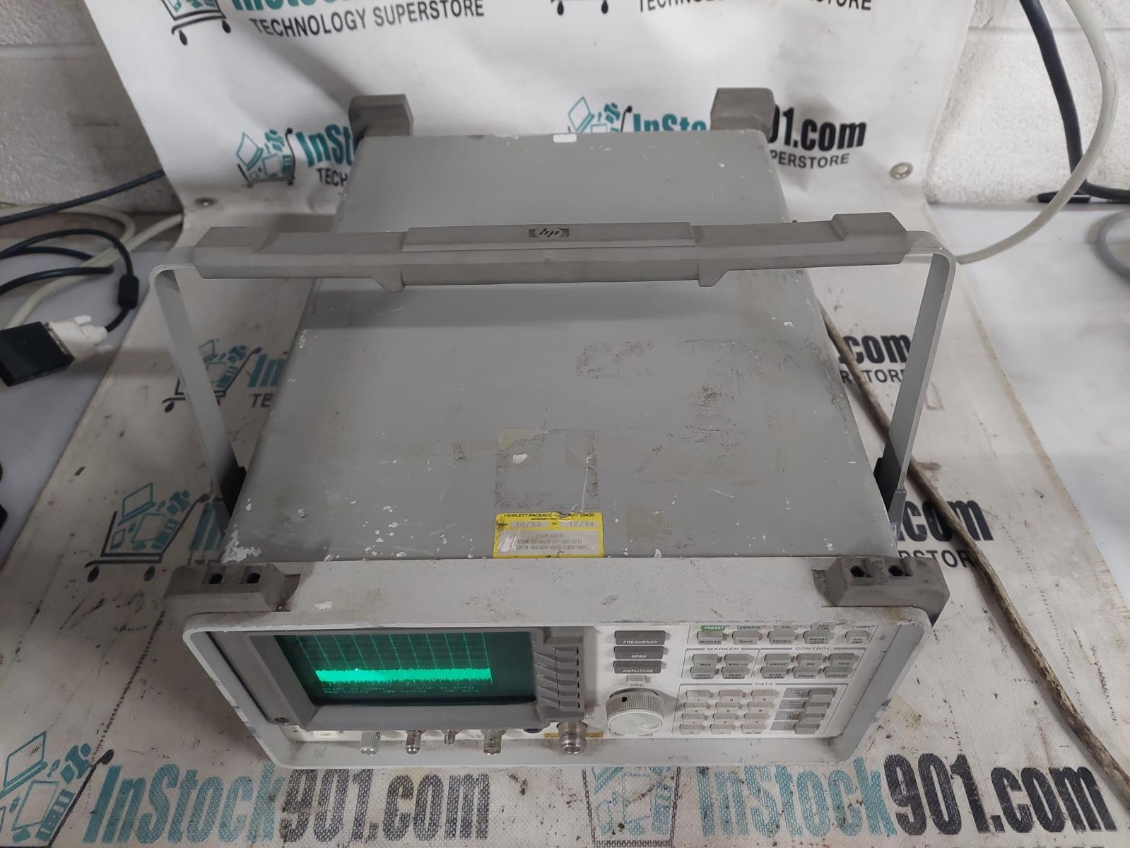 Hewlett Packard 8563A Spectrum Analyzer 9kHz-26.5GHz