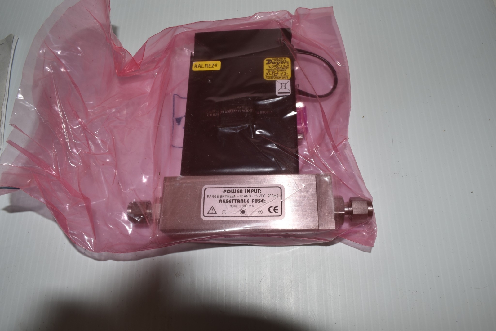 ^^ DWYER GFM-2131 Mass Flow Controller – N2 0-30 L/MIN NEW- SEALED! (EWP75)