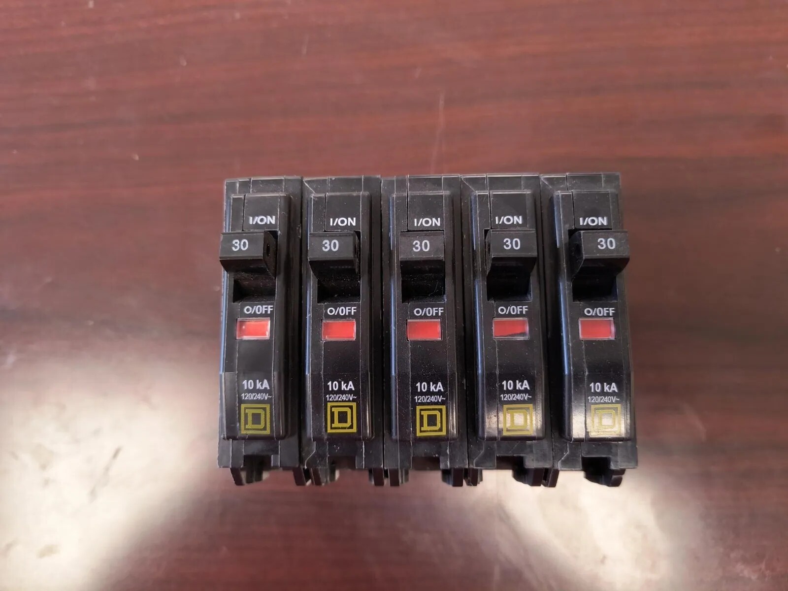 Sq D QO130 Breaker – 5 Breakers