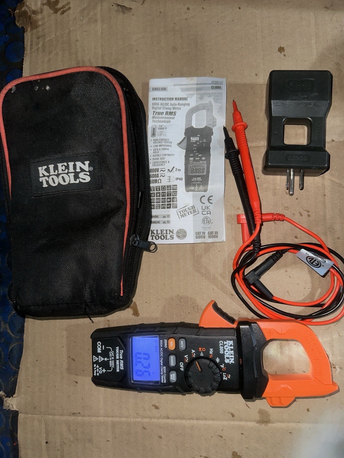 Klein Tools CL800 AC/DC True RMS Auto-Ranging Digital Clamp Meter