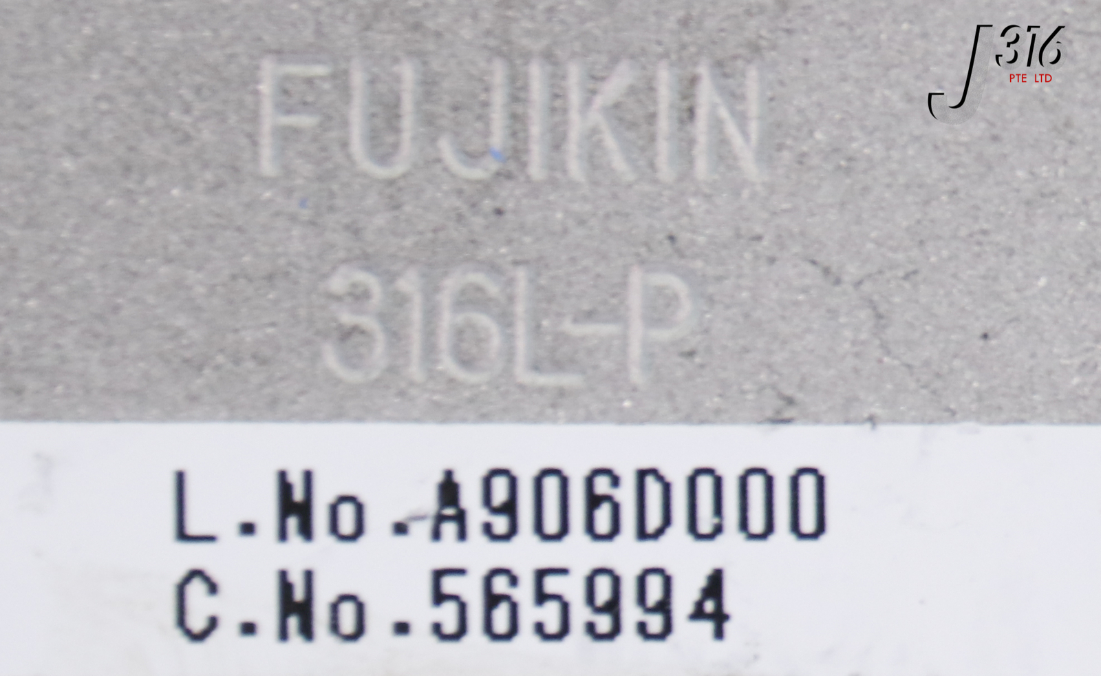 L24779 (LOT OF 20) FUJIKIN DIAPHRAGM BLOCK VALVES, TYPE N.C. 0.5~0.6MPA 565994