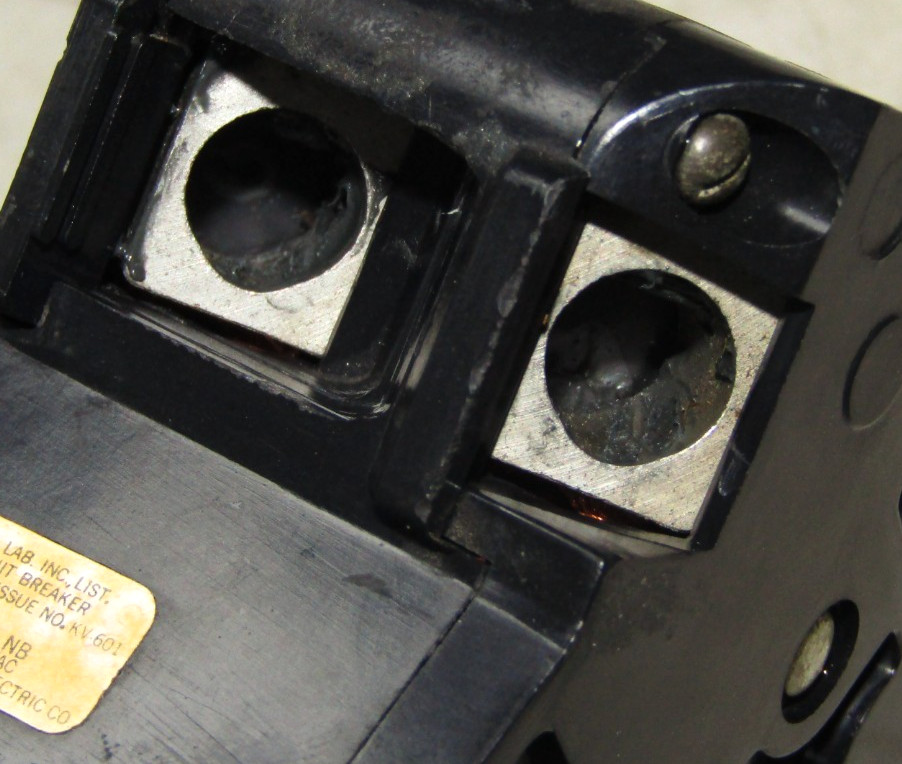 🙌 FPE FEDERAL PACIFIC 100 AMP CIRCUIT BREAKER 120/240 VAC 2 POLE NB2100