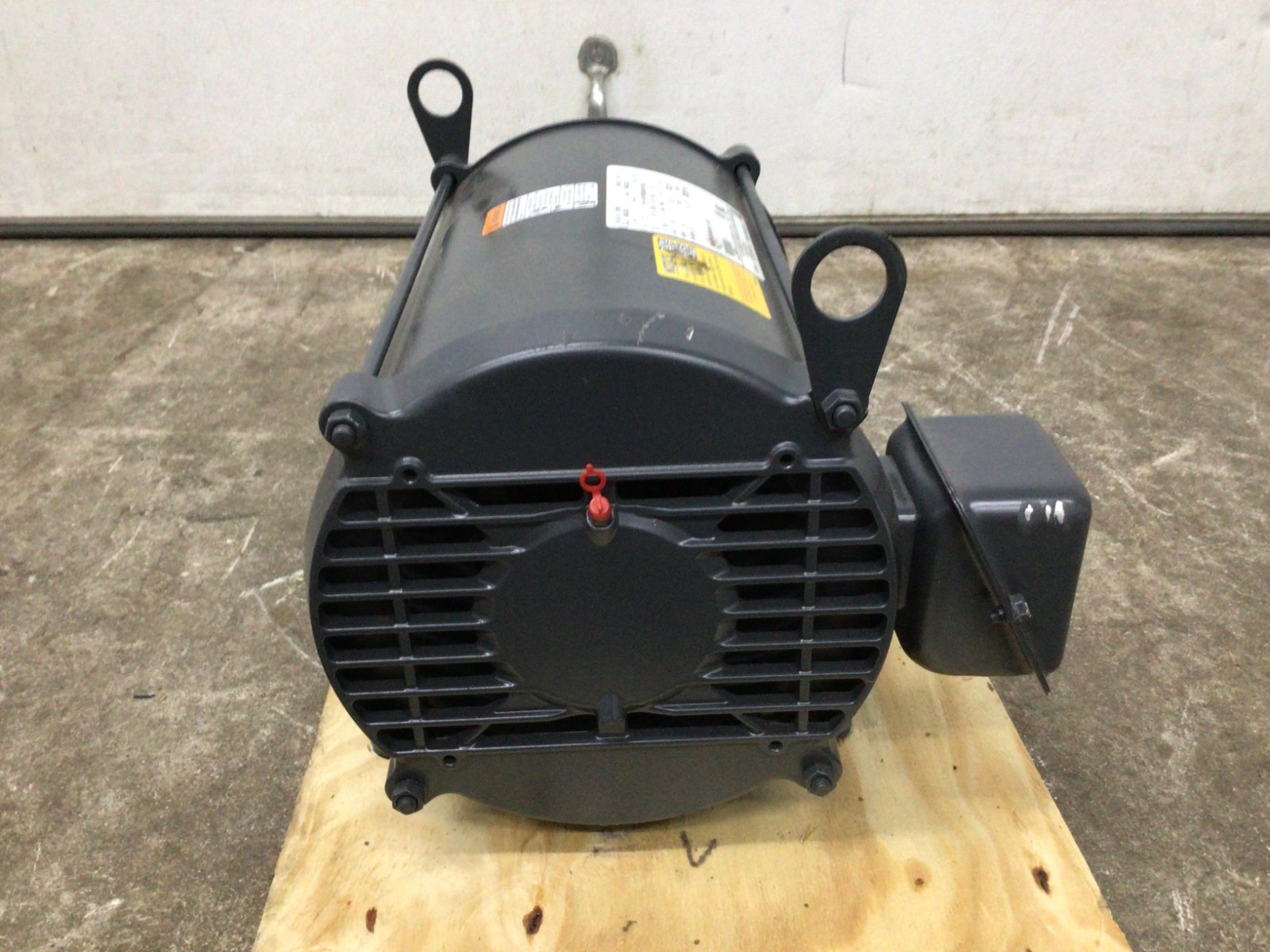 U.S. Motors D10p2d Three-Phase Metric Motor, 10 Hp, 215T Frame, 208 To 230/460