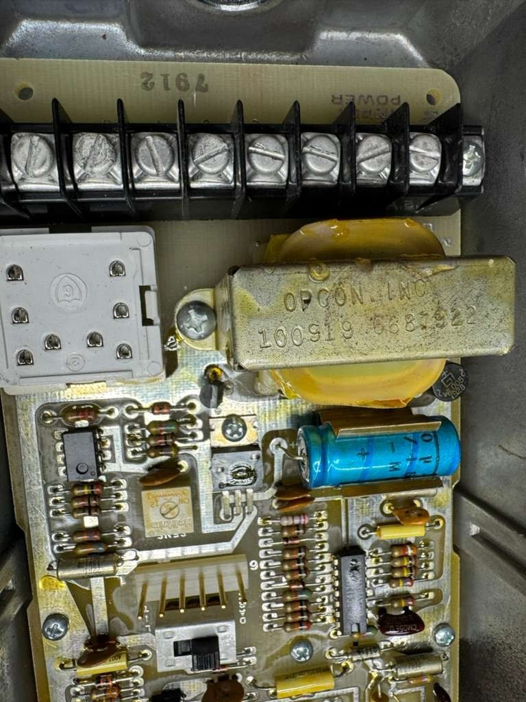 Opcon 1402A-6501 Photoelectric Sensor, 101028, 115VAC, 10VA, 570A, 8580A, 8582A