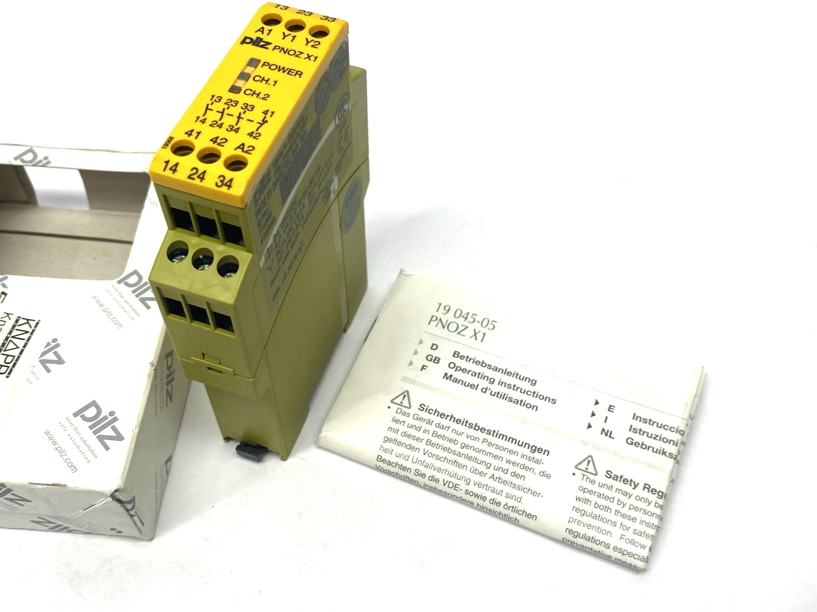 Pilz 774300 Safety Relay Standalone 1-Channel Input, PNOZ X1 24VAC/DC 3n/o 1n/c