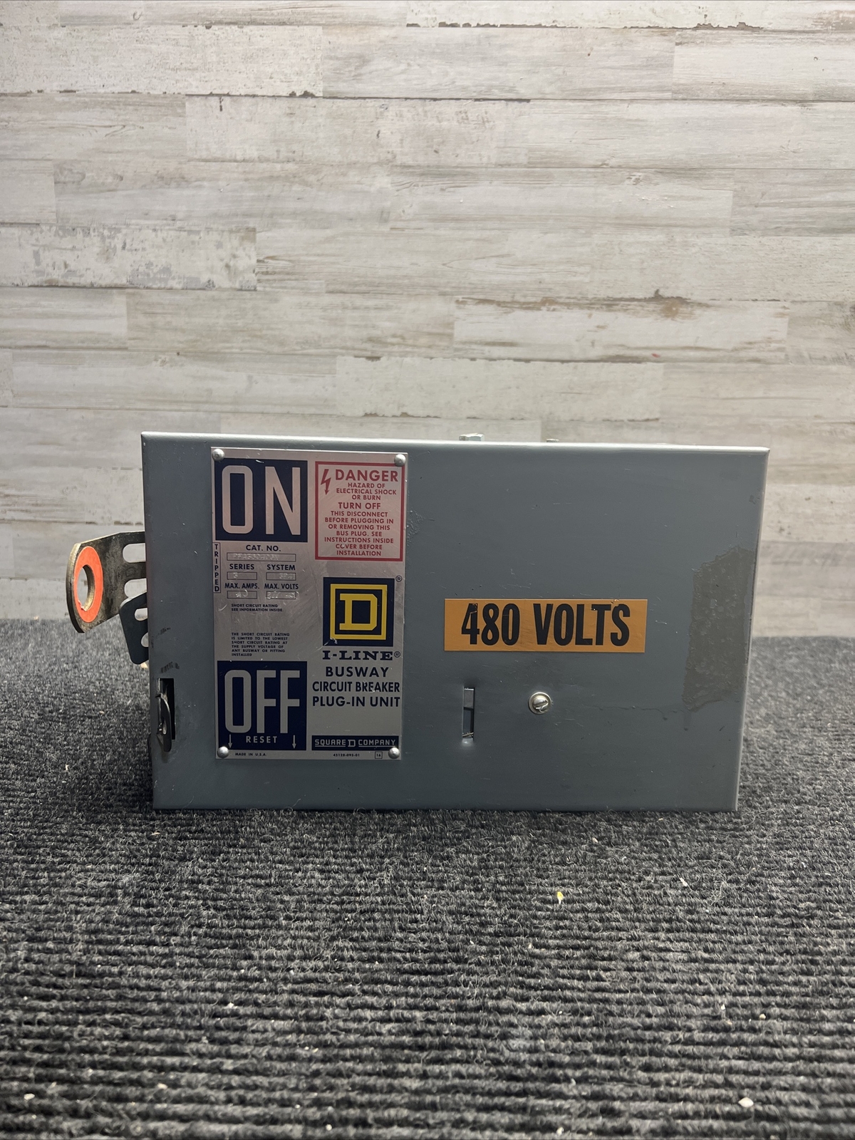 Used SQUARE D Busway Circuit Plug-in Unit PFA36040GN 40 AMPS