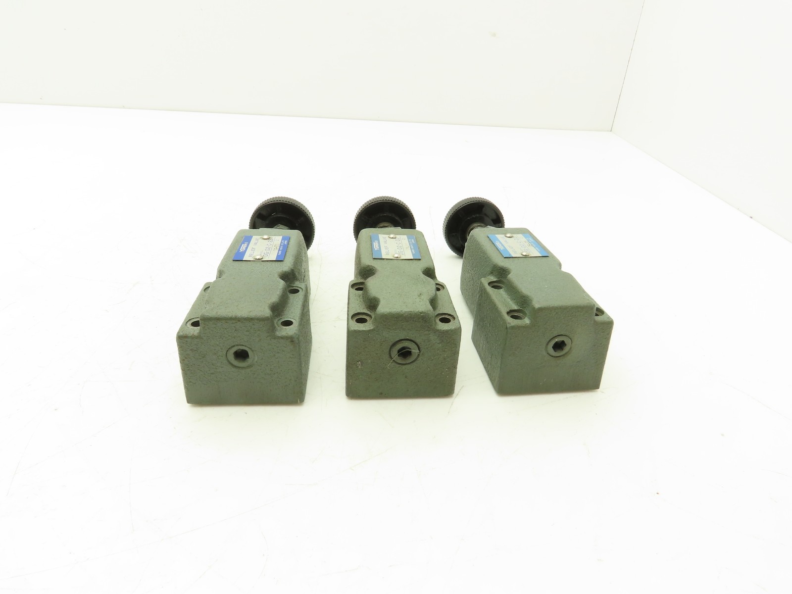 Yuken Kogyo DG-02-C-22 Hydraulic Relief Valve Module Lot of 3