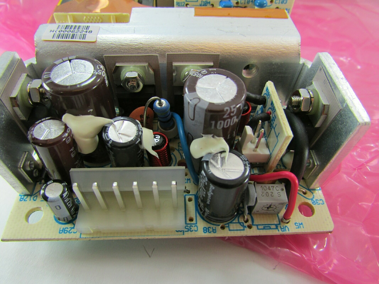 New Artesyn 40W Switching Power Supplies 85 – 264 VAC In, 5 12 -5 VDC Out LPT24