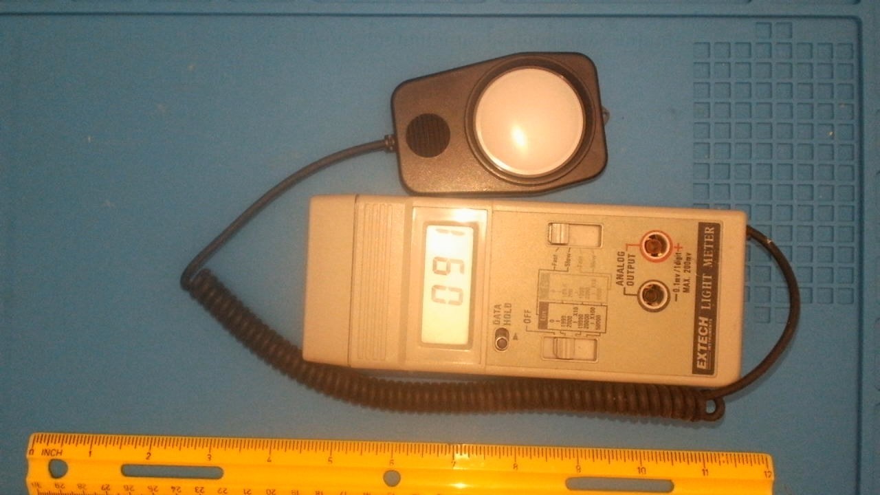 Extech 401025 Light Meter Digital Foot Candle Handheld Lux Fc Analog Output Ind