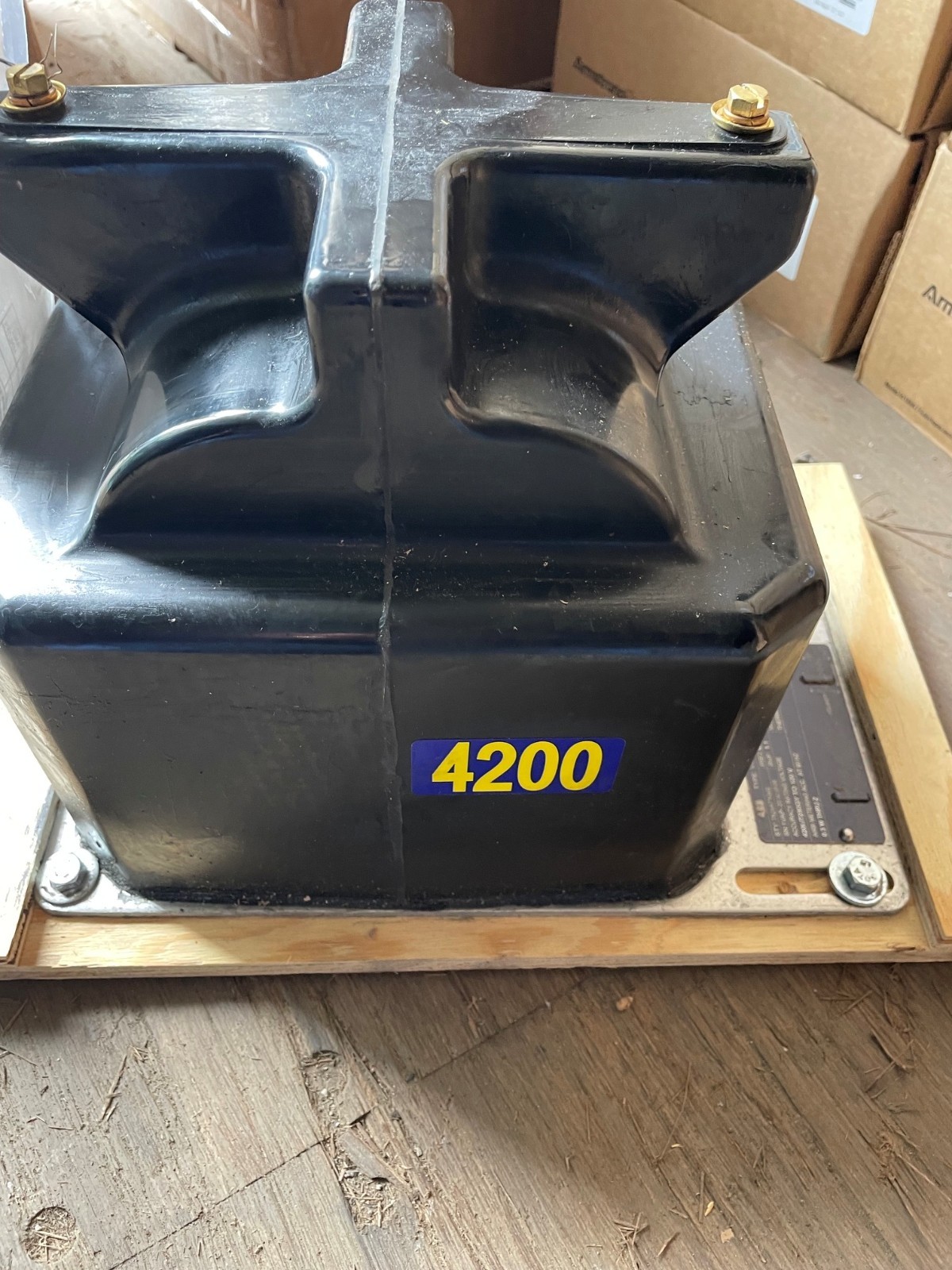 ABB 7525A71G02 – VIZ-75 35:1 75KV/8.7KV 4200 TRANSFORMER