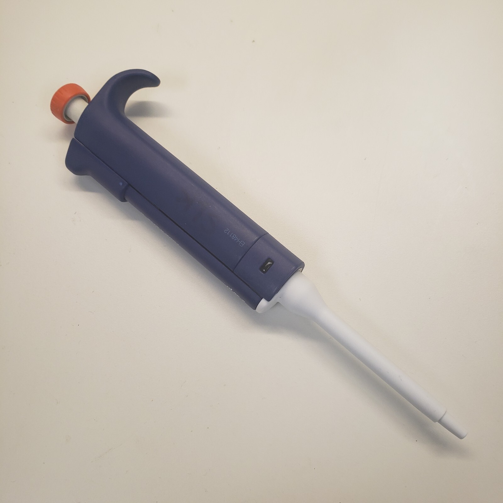 FISHERBRAND FINNPIPETTE II 5-50µL Adjustable Volume SINGLE CHANNEL MANUAL