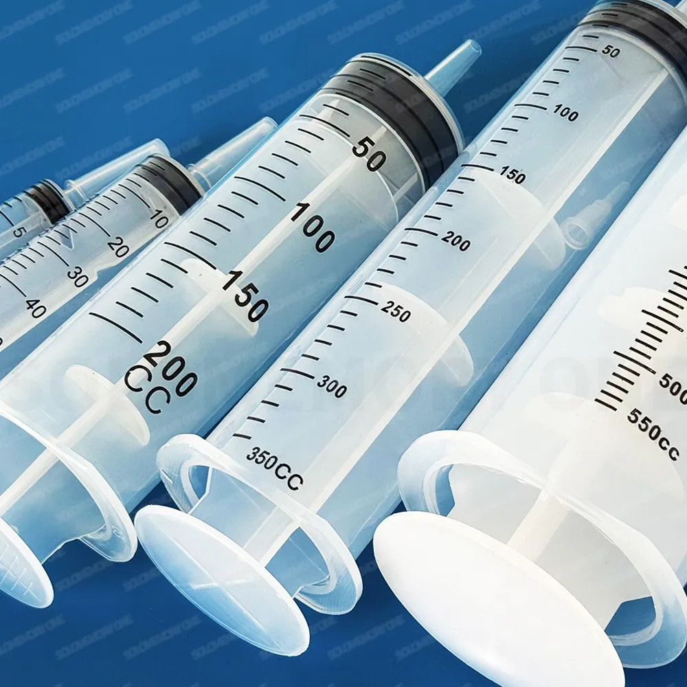 Plastic Syringe, Available in Capacities of 1000Ml, 550Ml, 350Ml, 200Ml, 100Ml,