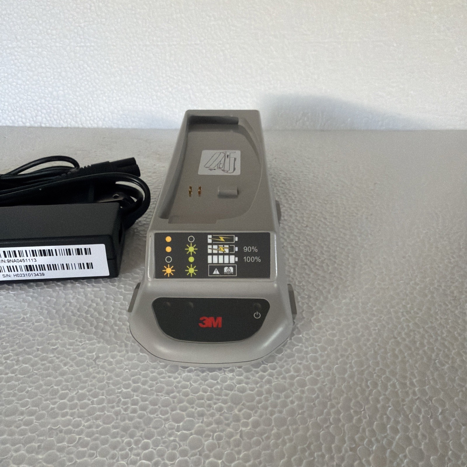 3M Versaflo TR-340 Lithium Ion Battery Charger w/ Power Supply