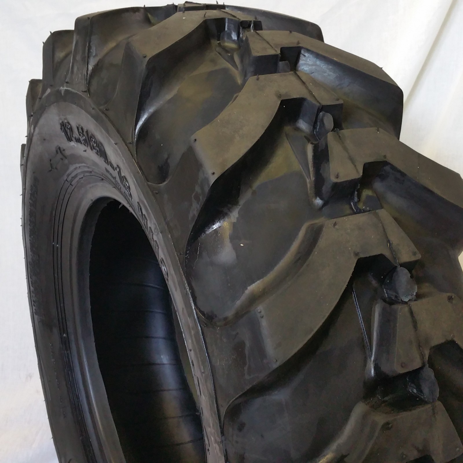 (2-Tires) 12.5/80-18 New ROAD CREW 14 PLY R4 FRONT Farm Backhoe tire1258018
