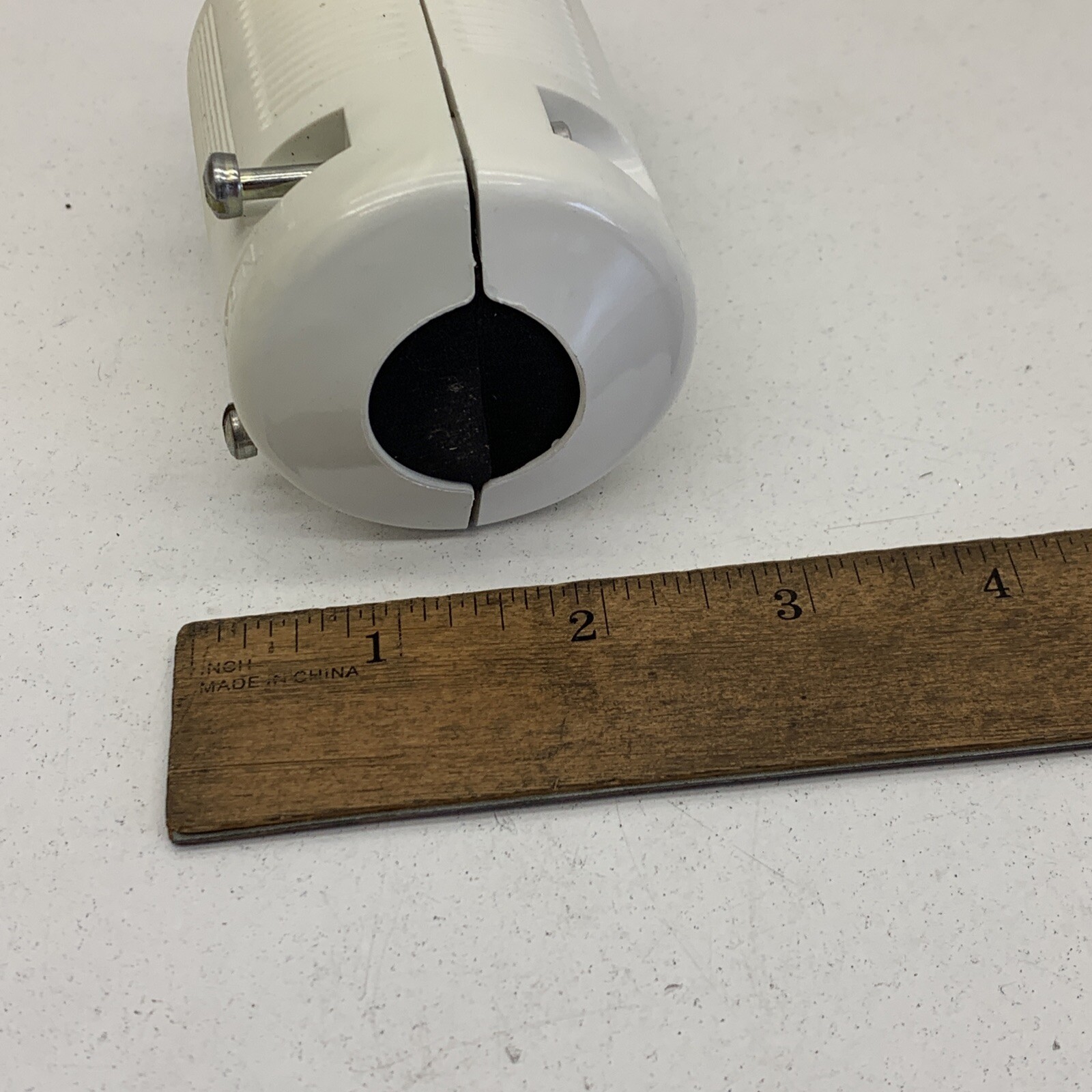 Leviton 71630-C Nylon Locking Female Cord End Connector 30A 480V 3Ph NEMA L16-30