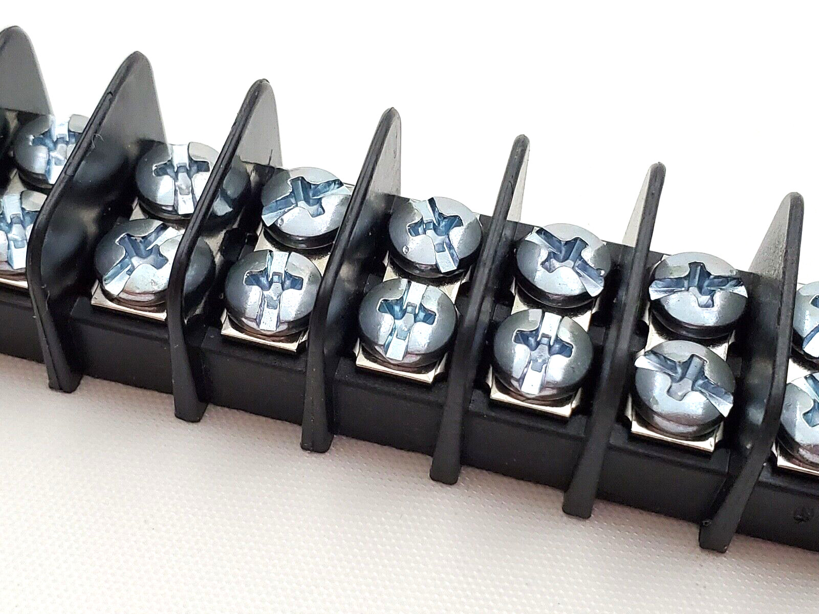 Molex 0387600116 16 Position Dual Row Screw Terminal Strip Block 6-5/8″ Long