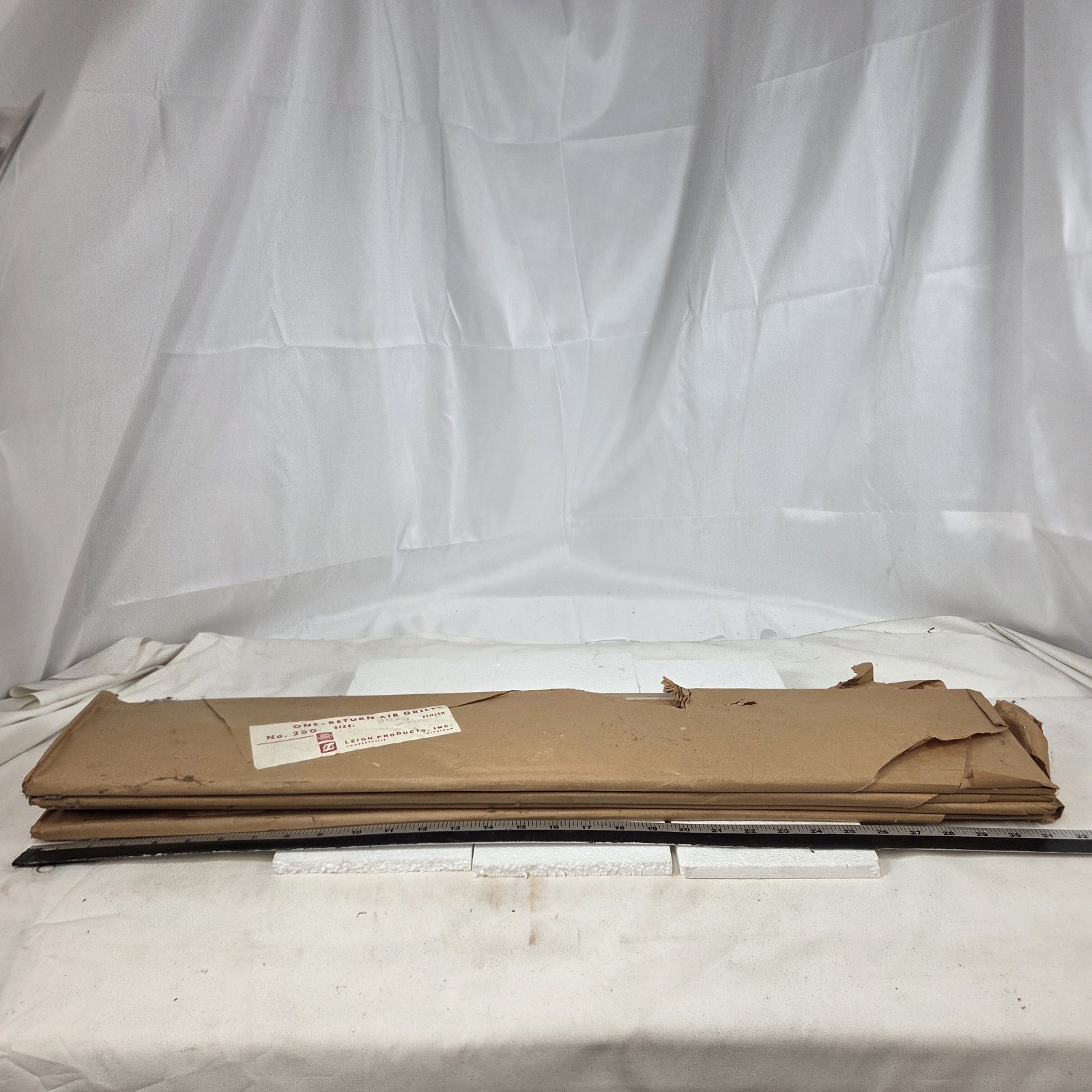 Lot of 4 Leigh Products No. 260 30×5 Return Air Grilles Beige Primer HVAC