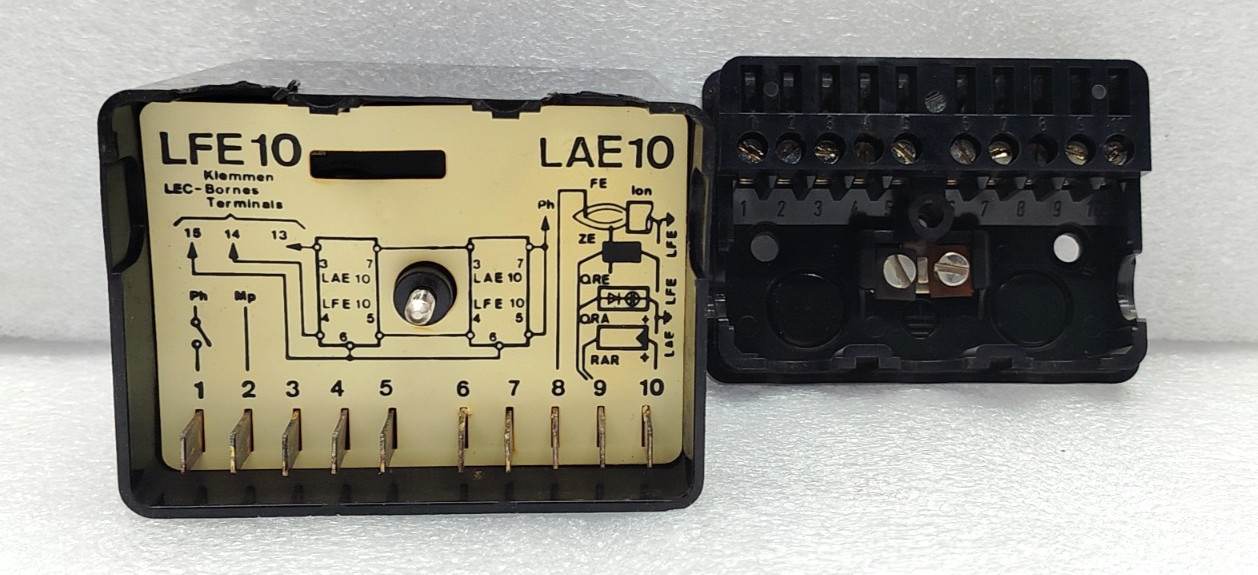 Siemens LFE10 LAE10 Flame Detector Burner Controller 220-240V Used Fast Shipping