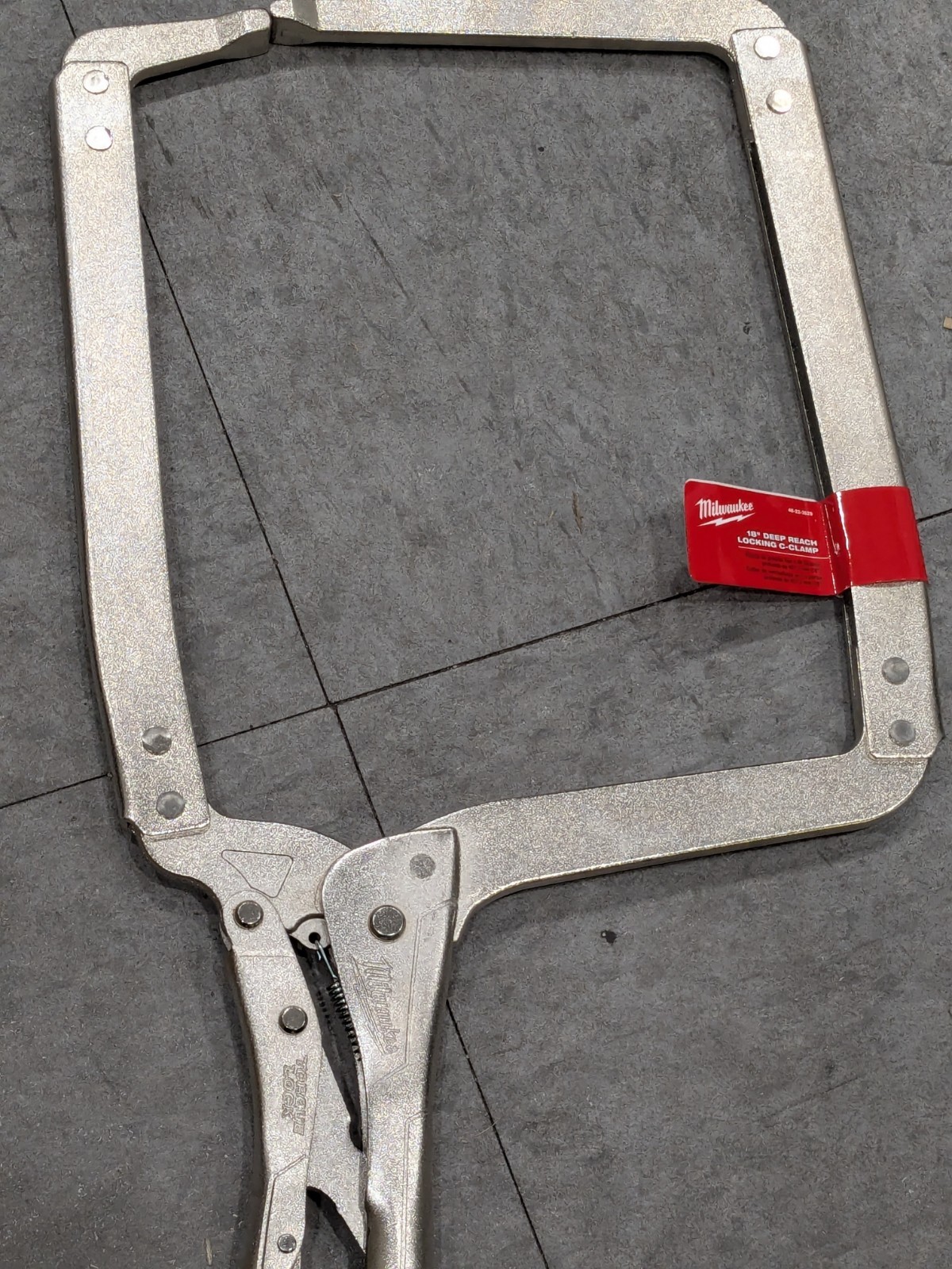 Milwaukee Tool 18″ Deep Reach Locking C-Clamp 48-22-3529
