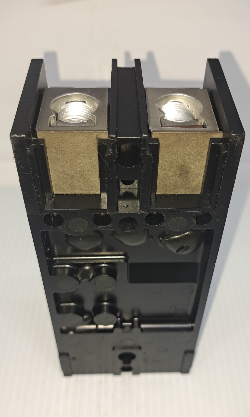 Square D Q2M2200MT 200 Amp 2 Pole 240V Main Circuit Breaker Type Q2MT NEW