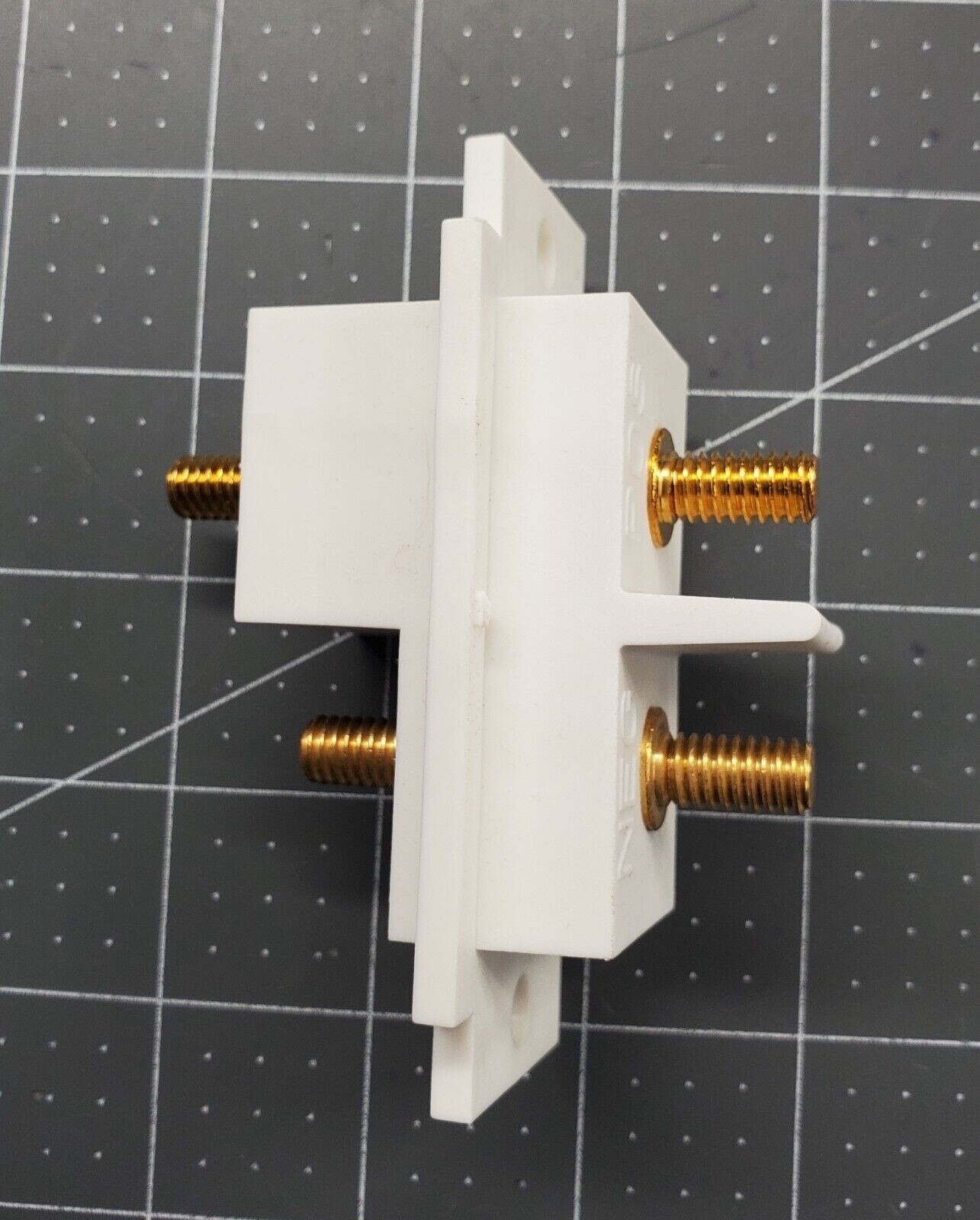 ONAN 332-3408 – BATTERY TERMINAL BLOCK ONAN/CUMMINS OEM PART