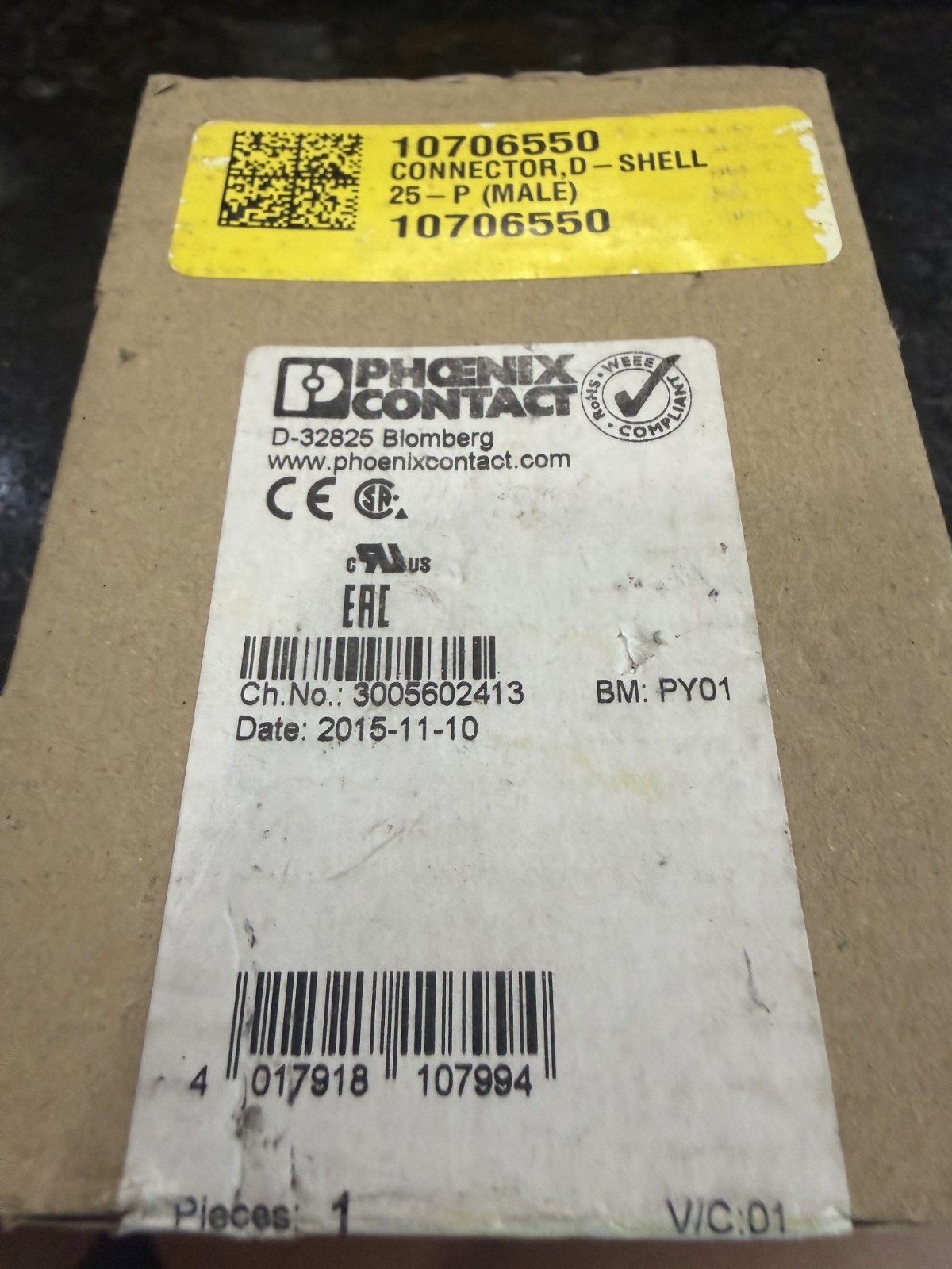 Phoenix Contact SUBCON 25/M-SH 2761622 25-Pin Male D-Sub Connector New in Box