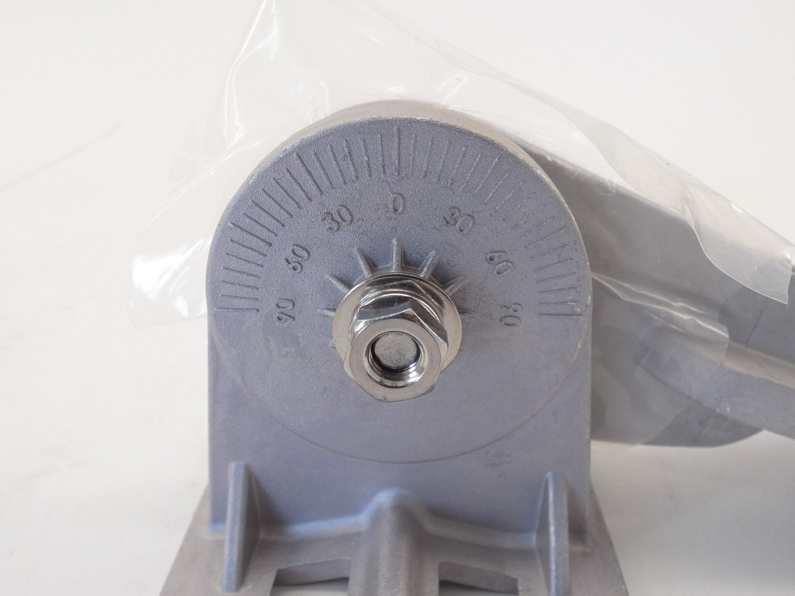 Cisco MA-MNT-ANT-1 Antenna Mounting Arm A50-63010 – NEW Surplus!
