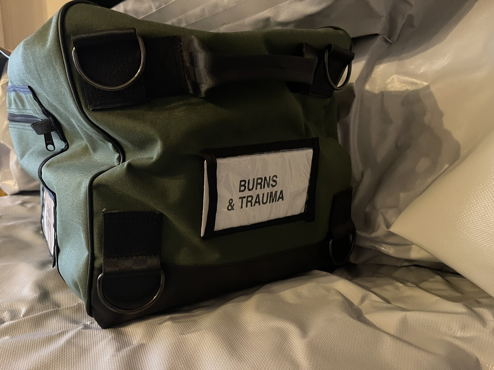 IRON DUCK 44600 OR Trauma Bag,Green 22 x13 ish EMS, Medic, EMT, Ambulance,  