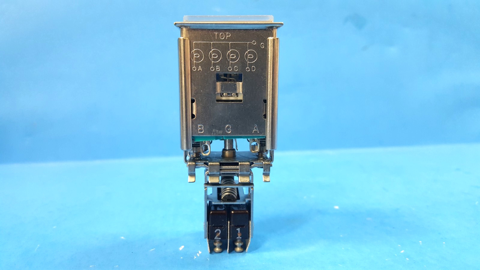 Indicating Switch, EATON, DPDT, 10EA1C1F10J2L(W)N1R1V12MANUAL, w/microswitch