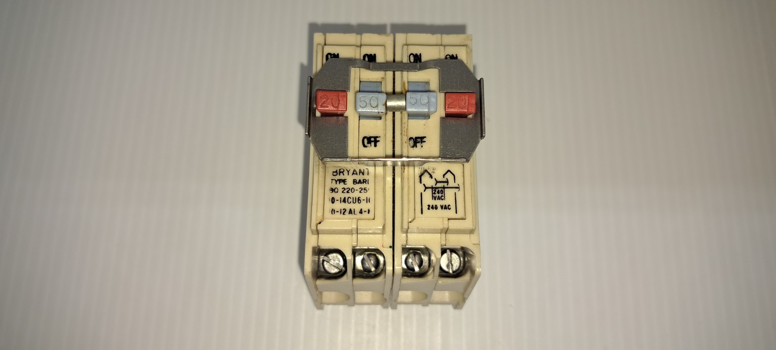 Bryant BQ220-250 4-Pole Quad Type BARD Circuit Breaker White BQ 220-250 FLAW