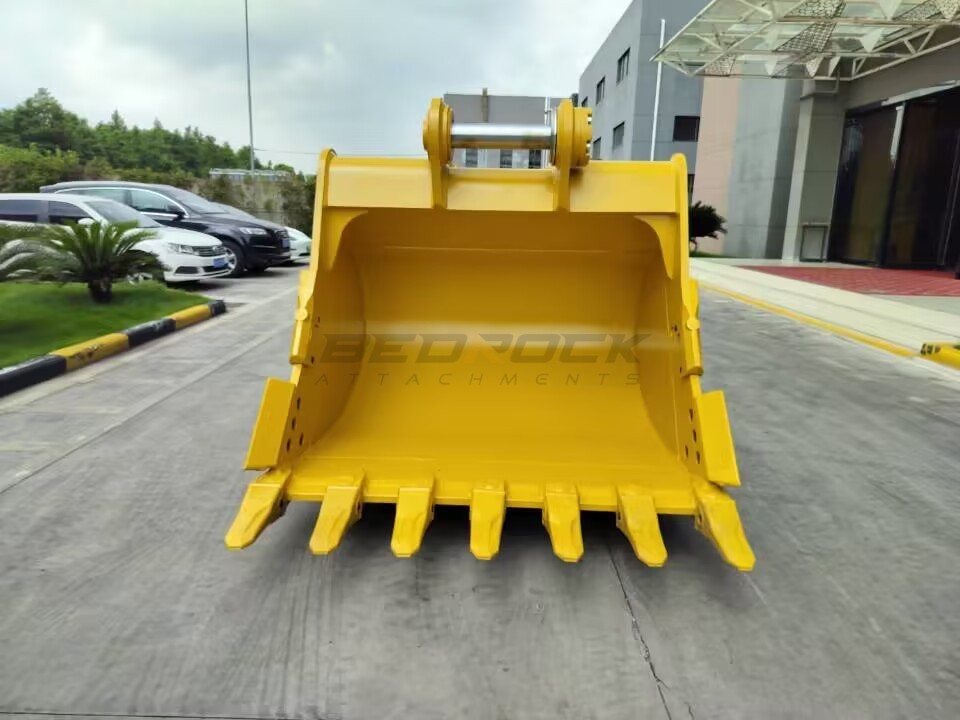 72in Heavy Duty Excavator Bucket fits CAT 349 Excavator, TB Family
