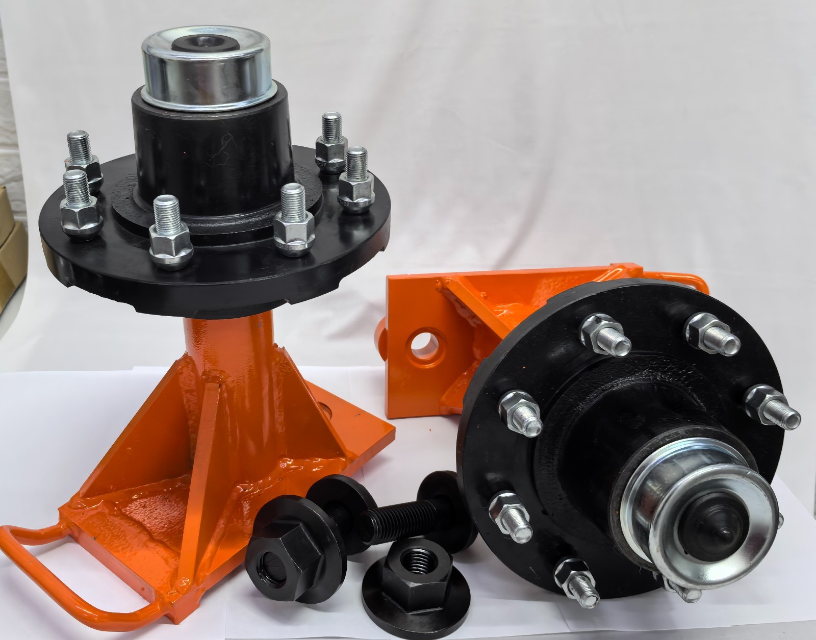 PAIR 9000LB 8×6.5 Shipping Container Wheels Lug Bolt-On Spindle Kit with Handle