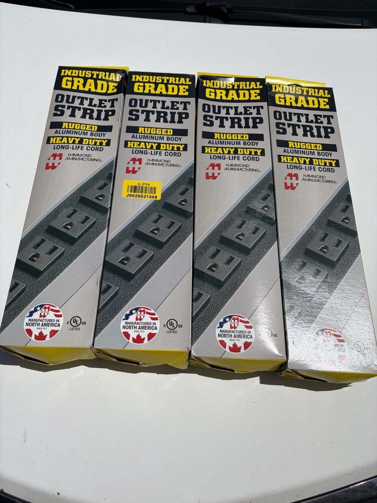 Hammond Manufacturing Industrial Grade Outlet Strip (1584H4A1) BRAND NEW
