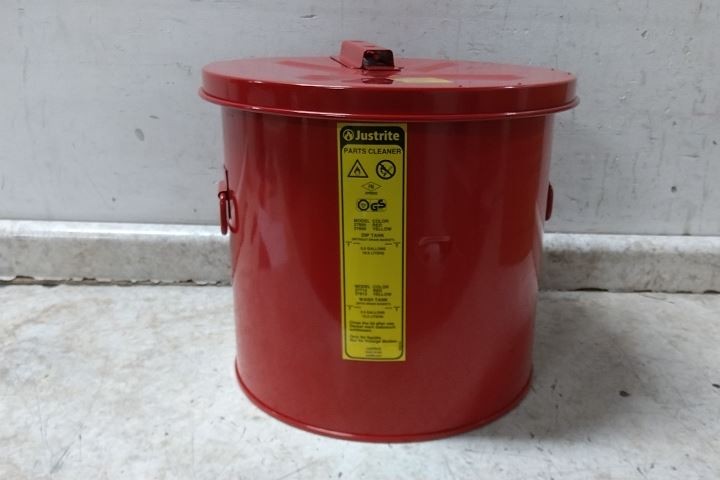 Justrite 27605 5 Gal Capacity Red Powder Coated Steel Dip Tank