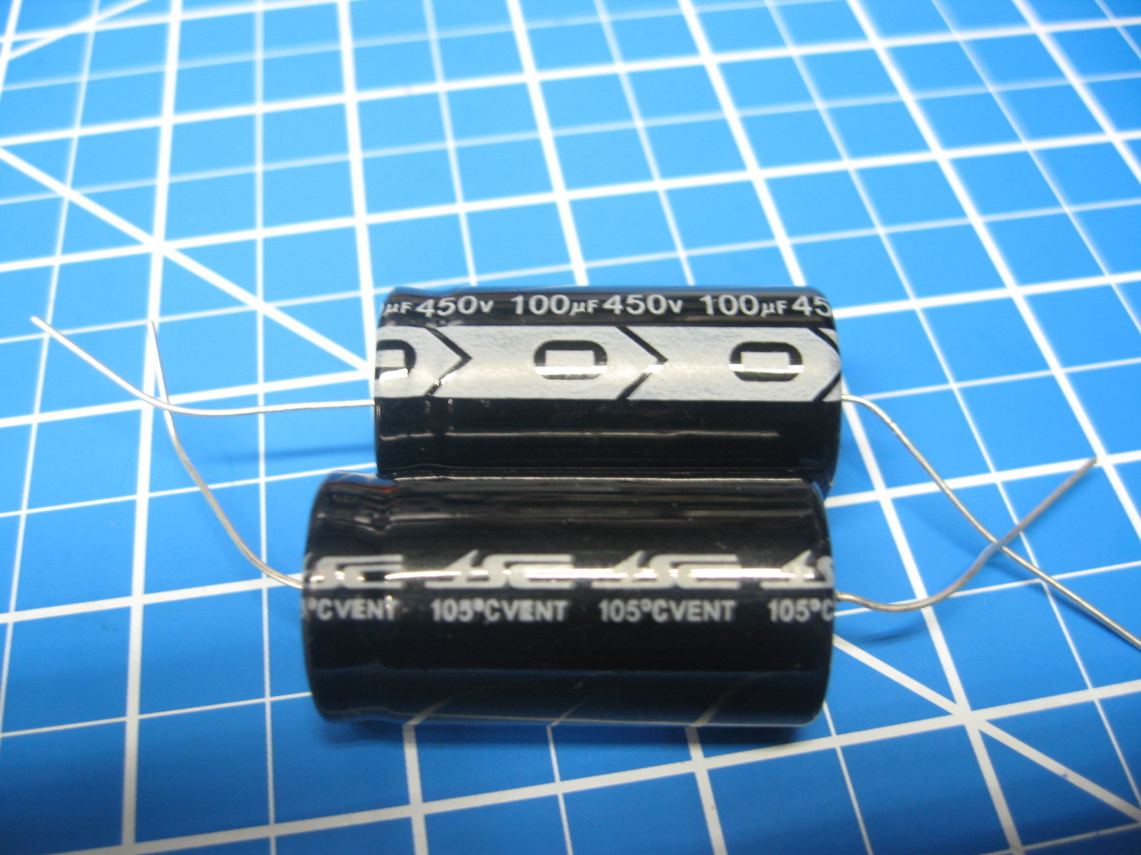 SC – GHA Series – Axial Electrolytic Capacitors – 450v 100uF – 2 Pieces