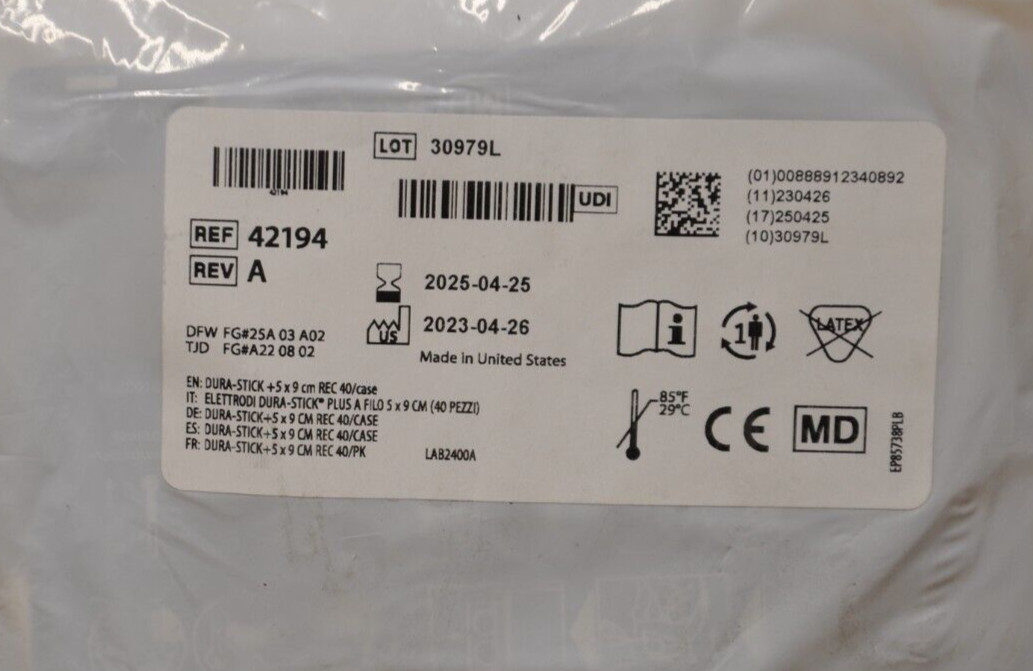 Case of 40 Chattanooga 42194 Dura Stick Plus Electrode 2 X 3.5 TENS
