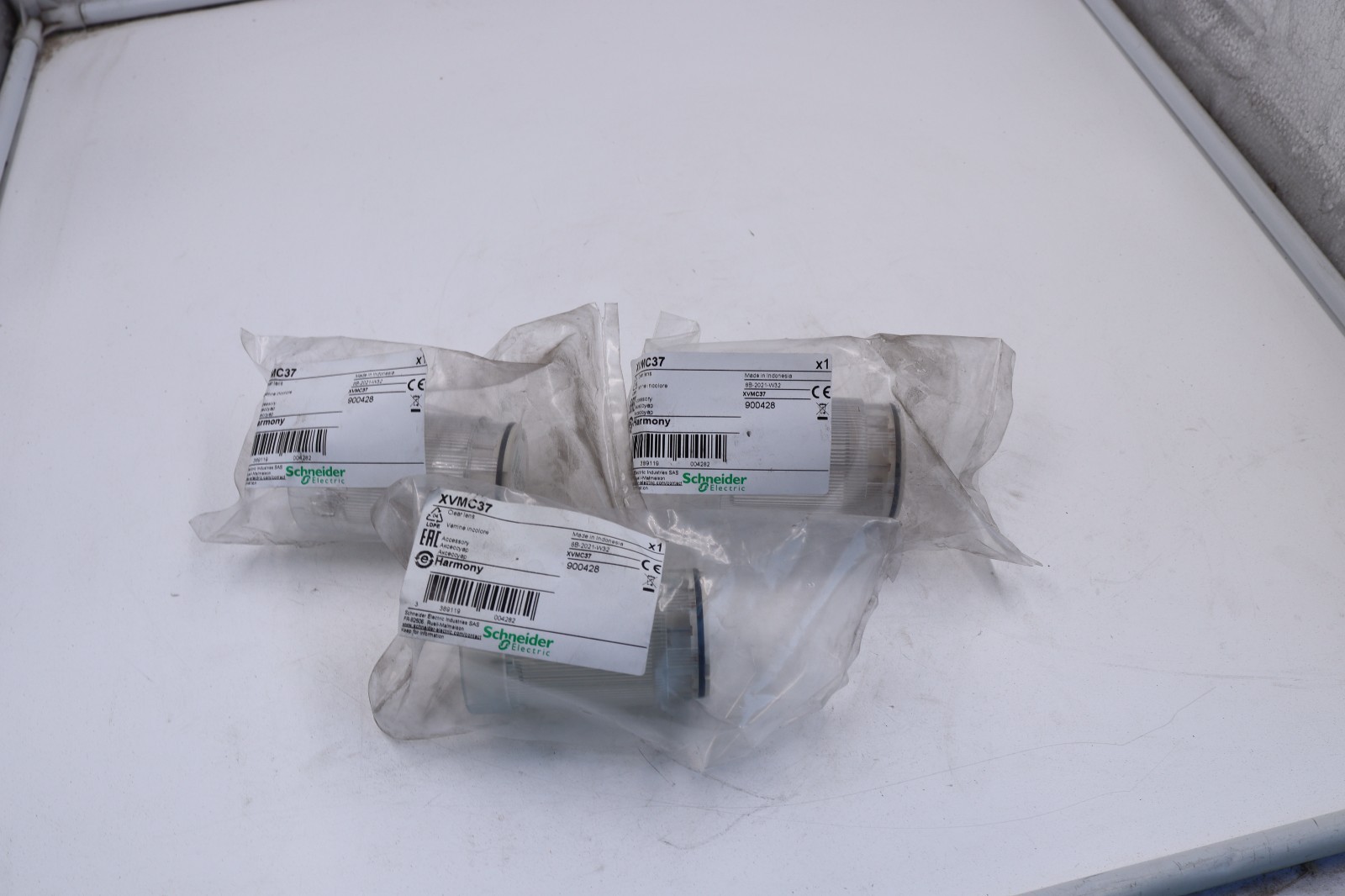 Schneider Electric XVMC37 MADE IN INDONESIA