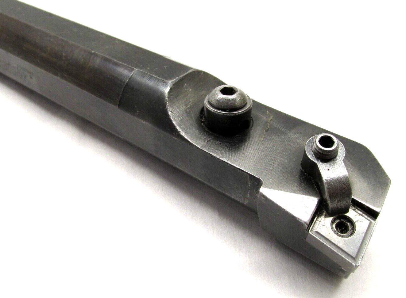 CARBOLOY 1-1/4″ INDEXABLE COOLANT THRU BORING BAR – #SI-MCLNL-20-4H