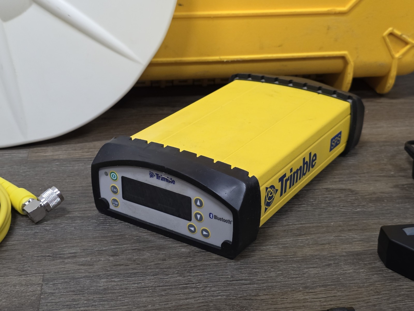 Trimble SPS855 GPS GNSS Beidou Galileo RTK Construction Base Station Kit 900MHz