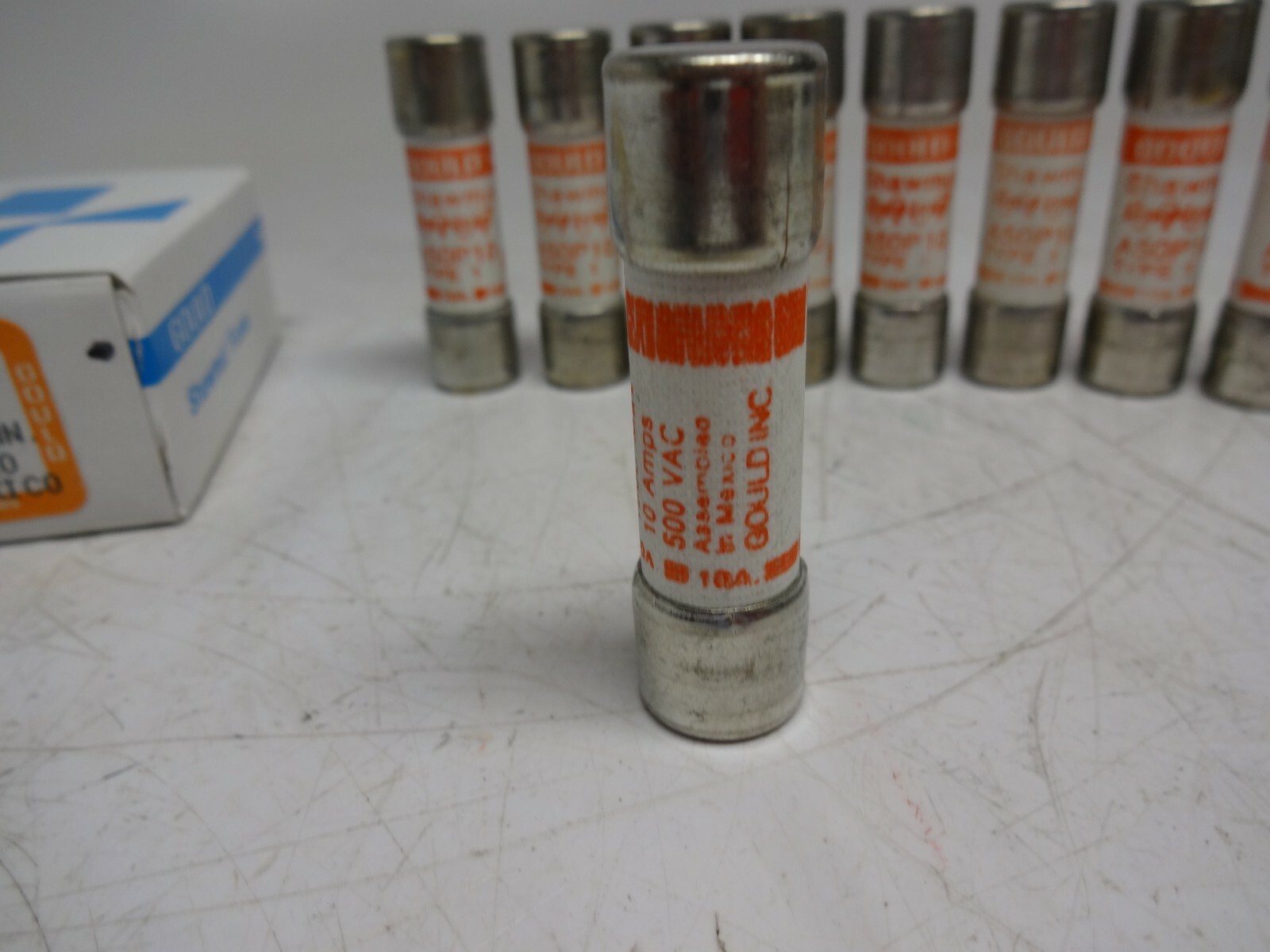 Lot of 10 Gould Shawmut Amp-Trap A50P10-1 A50P10 Type 1 Fuse 10A 500 VAC