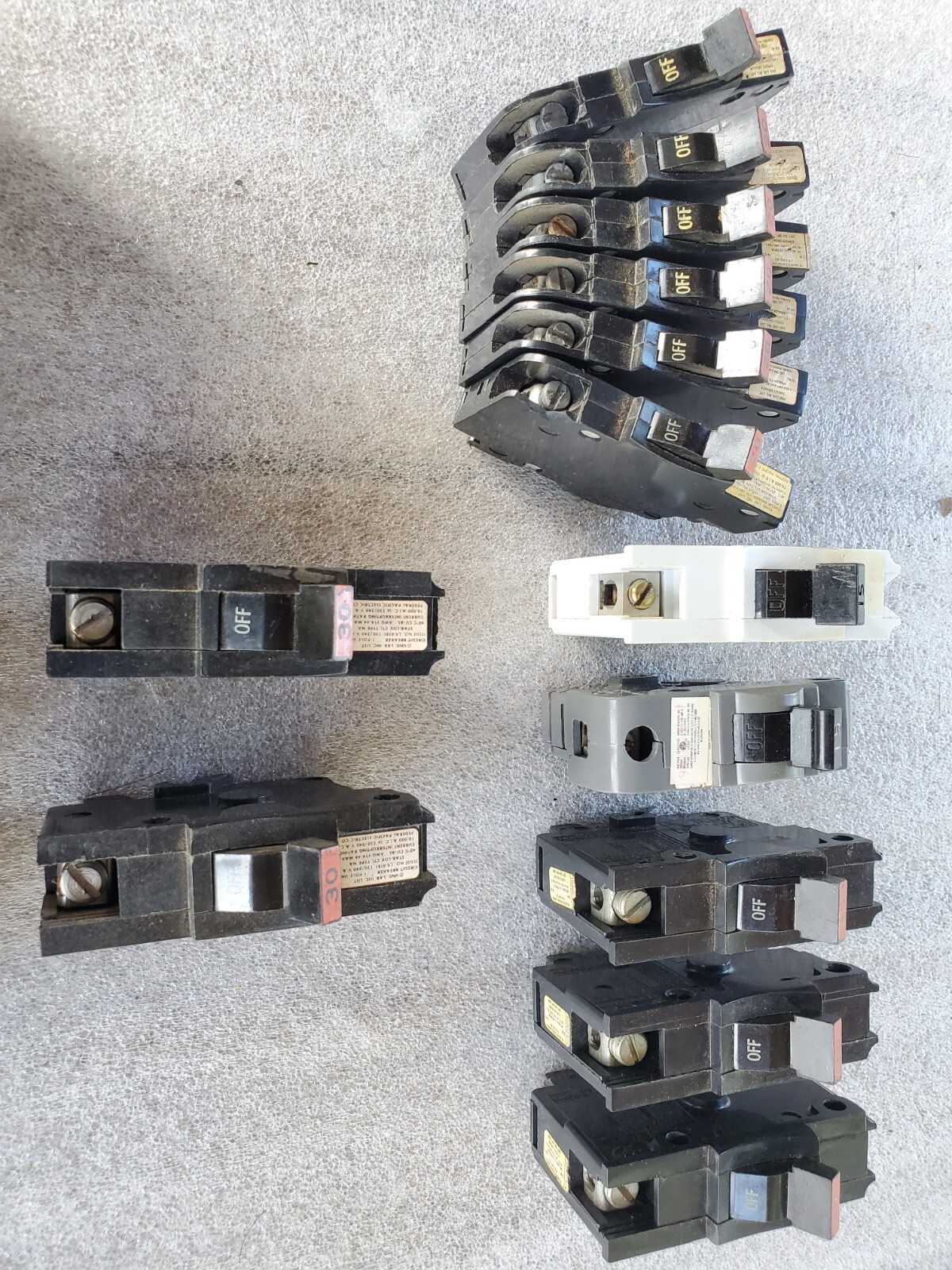 Lot of 20 Federal Pacific Electric Breakers Stab-Lok 50A 40A 30A 20A 15A