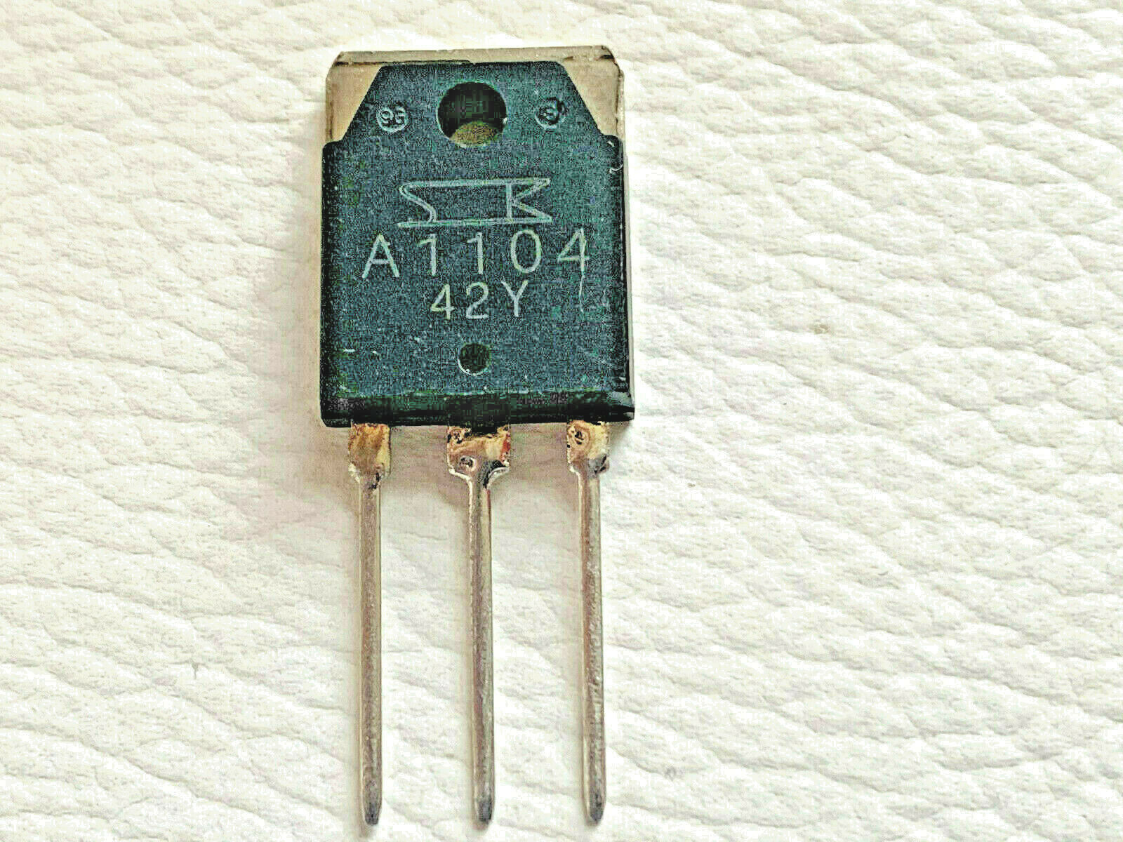 2 Pieces | 2SA1104 A1104 PNP Audio Transistor New Original SANKEN