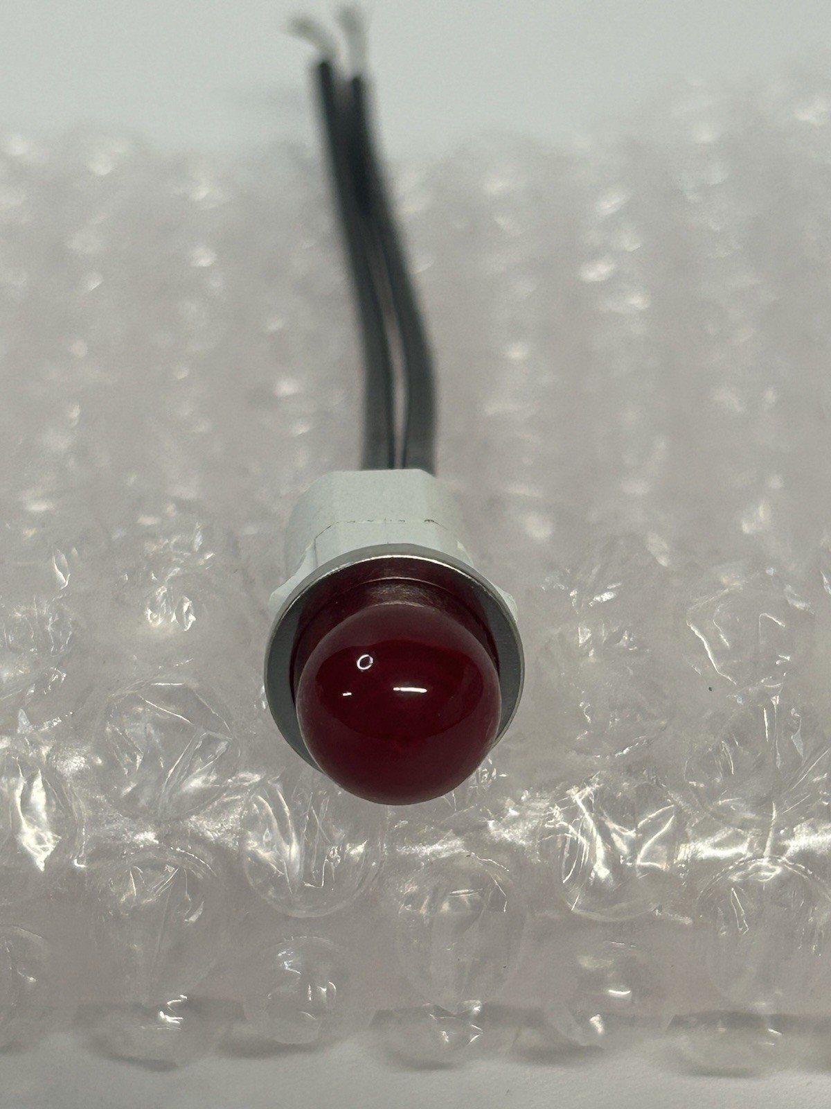 Lot of 21 VCC 1050A1 Red Neon Indicator Light Pilot Lamp 125VAC 1/2W Brand New