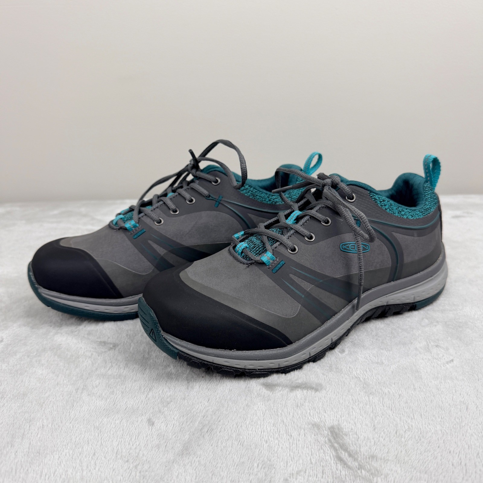 KEEN Utility Work Shoes Women’s 8W Grey Teal Safety Toe EH Low Sneakers