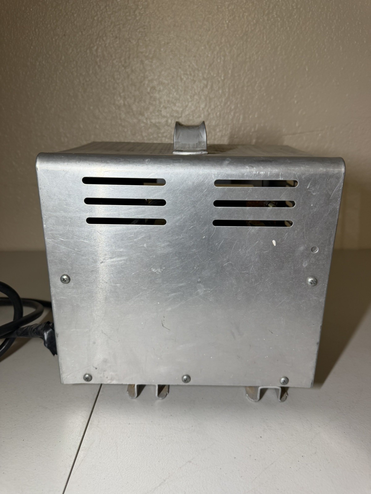 Lester Lestronic II 48LC25-8ET Battery Charger 09695 48 Volt Golf Cart Charger