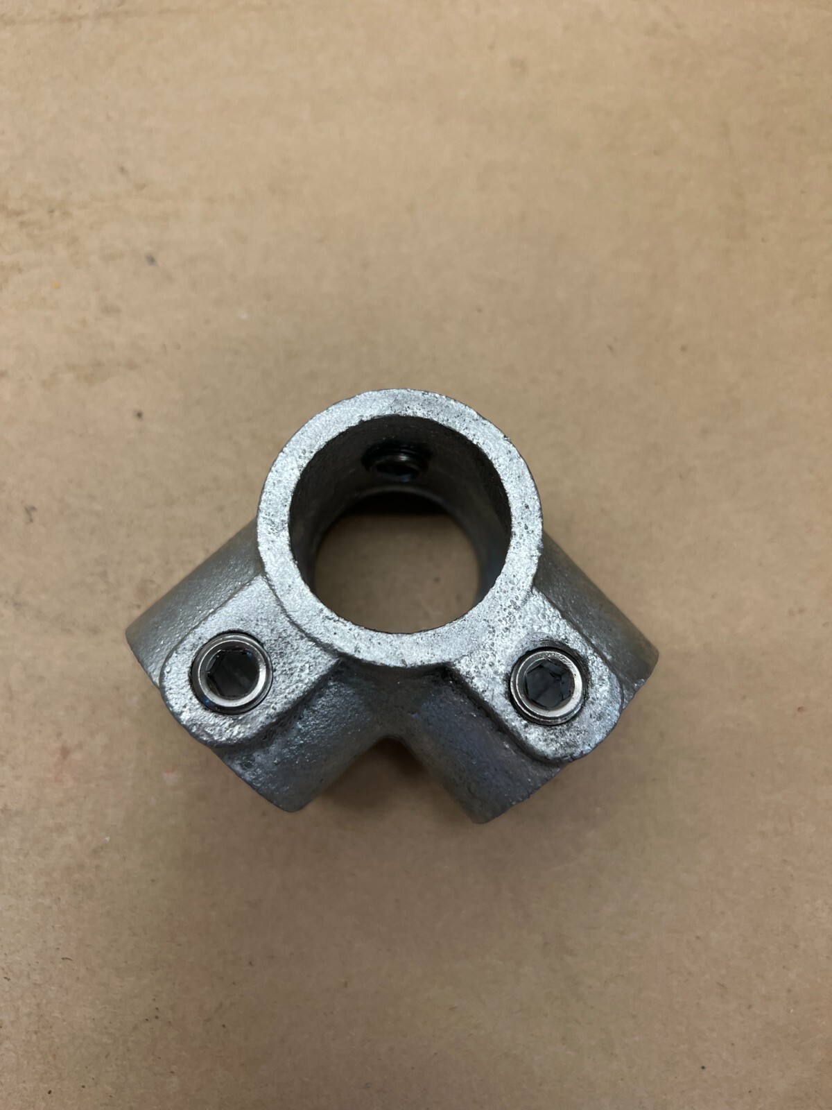 Side Outlet Elbow 3 Way Carbon Steel Tube Connector, 1-3/8” Opening – Lot of 5